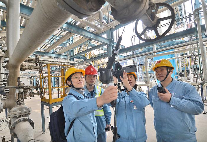 植保无人机成喷农药能手