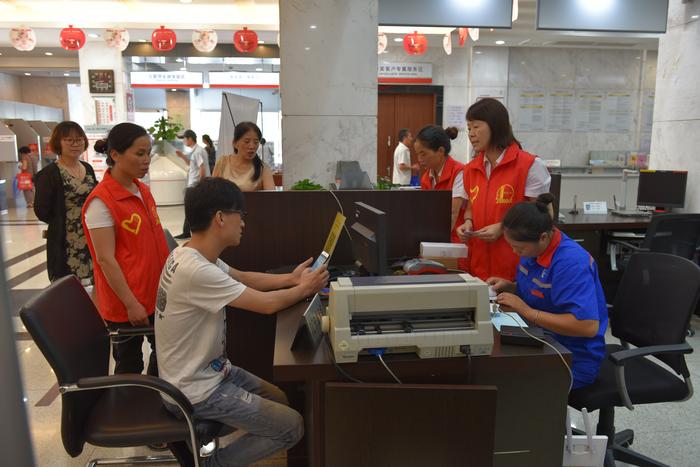 国石化新闻网--台州石油:开展走进工行积分换