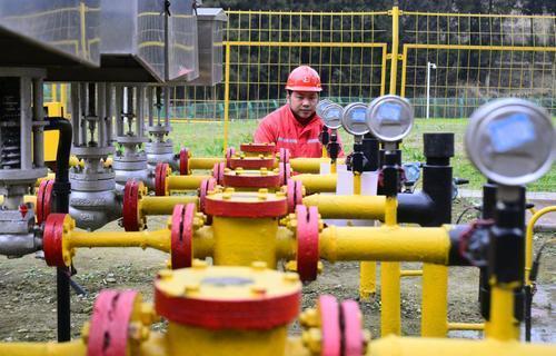 华东油气贵州工区建成首口累产千万方煤层气井