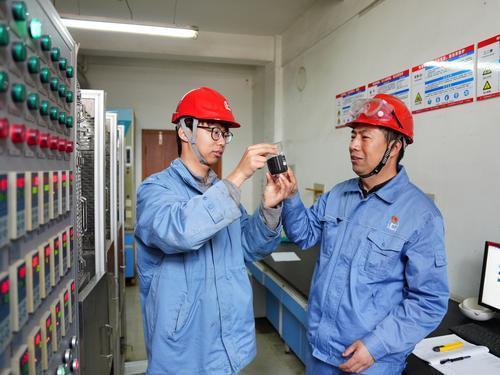 南化公司贵金属催化剂合成4010NA实现工业化生产