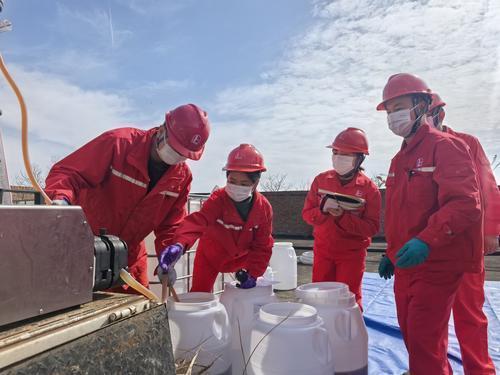 开展技术攻关 助力高效开发