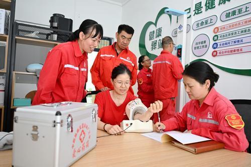 岗前健康评估护航高温上岗安全