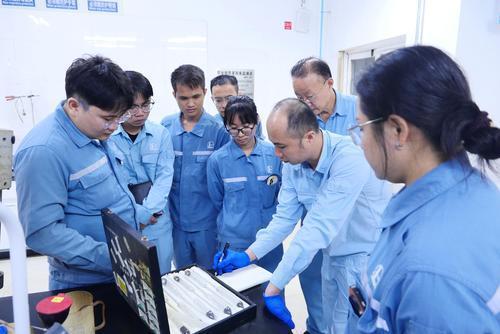 以赛促练强本领 传帮带教砺精兵
