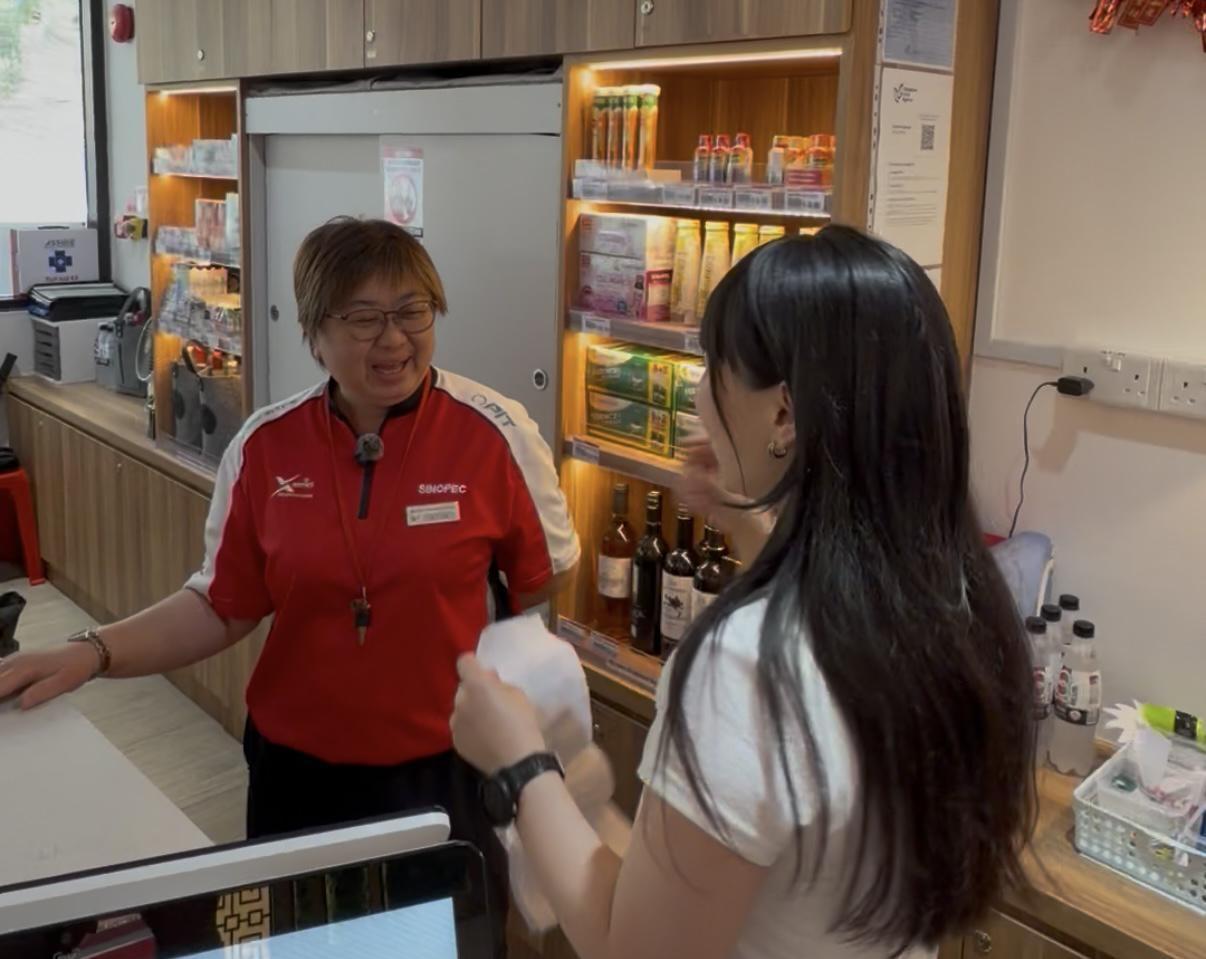 温暖守护狮城新春